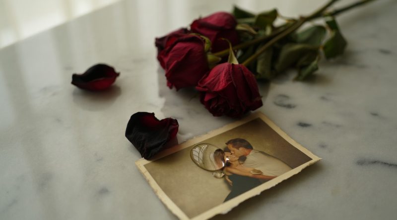 250+ Fake Love Quotes: When Hearts Lie and Love Isn't Real 1 Quotes About Recognizing Fake Love