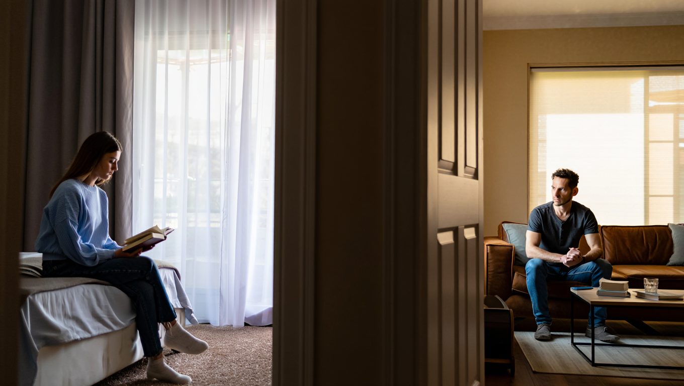 How Can Couples Resolve Conflicts in Healthy Ways Take Breaks During Heated Arguments