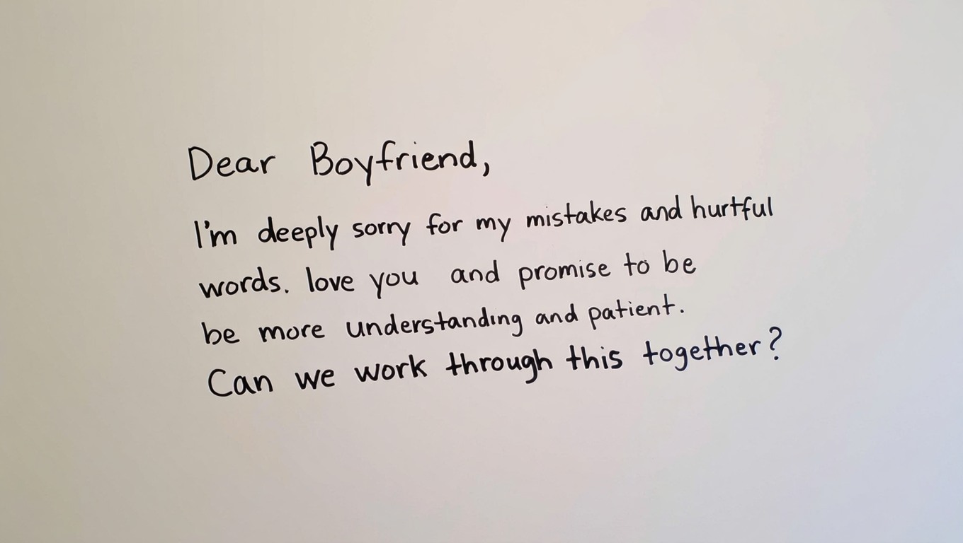 Apologize to Boyfriend After Hurting Him