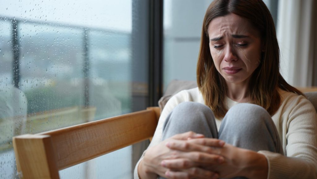 Emotional Feeling Lonely Relationships