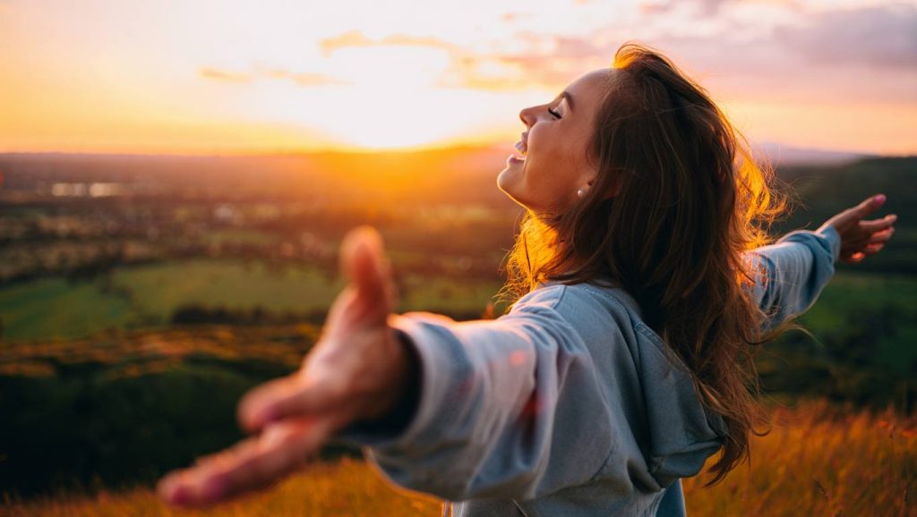 10 Ways to Be Happy in Your Life: Simple Steps to Lasting Joy