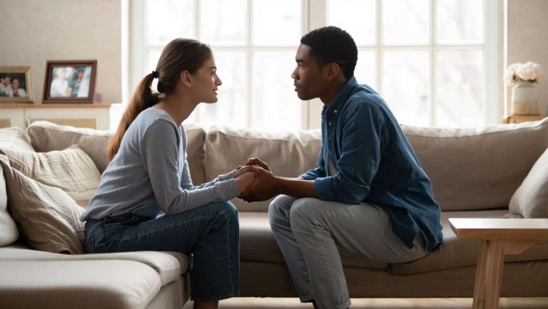 How to Stop Being Insecure in a Relationship: 15 Proven Ways to Build Trust and Confidence