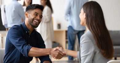 How to Start a Conversation With a New Person
