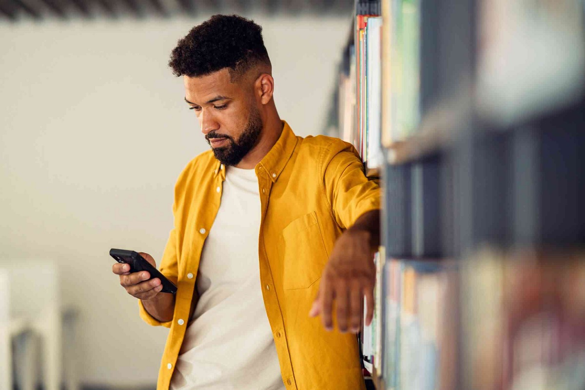 get paid to chat with men